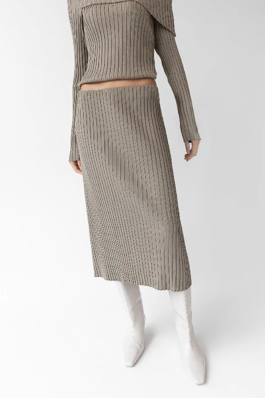 RIBBED KNIT MIDI SKIRT